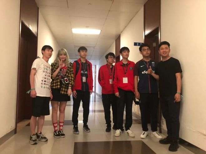 LPL夏季赛W6D7：Sheer首发对位Ale，LNG再次交手TES