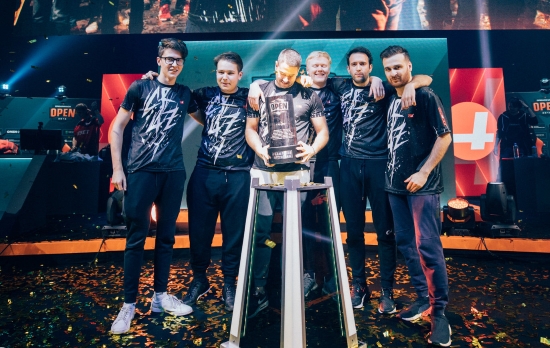 PARIVISION 晋级 StarLadder Budapest Major 2025 第三阶段，而 Fnatic 被淘汰出局